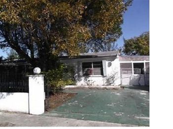 2461 NW 208 Th St