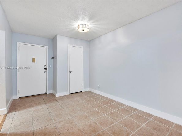 6500 Cypress Rd 107, Plantation FL 33317