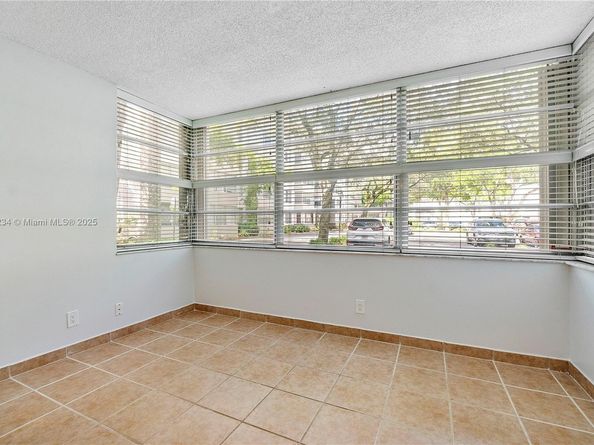 6500 Cypress Rd 107, Plantation FL 33317