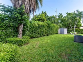 9981 SW 15th Ter, Miami FL 33174