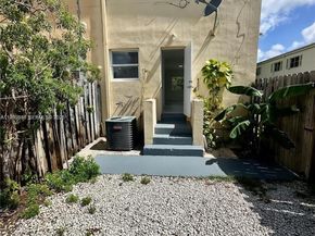 434 NW 85th St Rd 434, Miami FL 33150