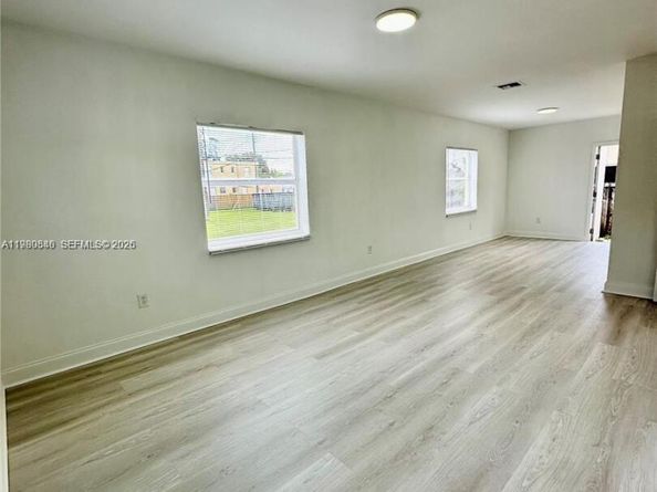 434 NW 85th St Rd 434, Miami FL 33150