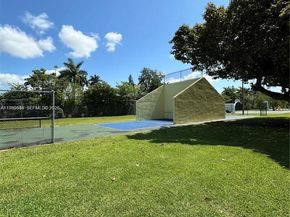 434 NW 85th St Rd 434, Miami FL 33150