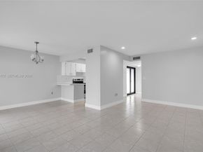 3815 SW 82nd Ave 41, Miami FL 33155