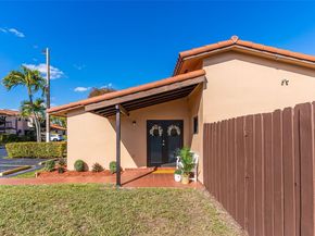 3815 SW 82nd Ave 41, Miami FL 33155
