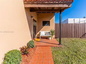 3815 SW 82nd Ave 41, Miami FL 33155