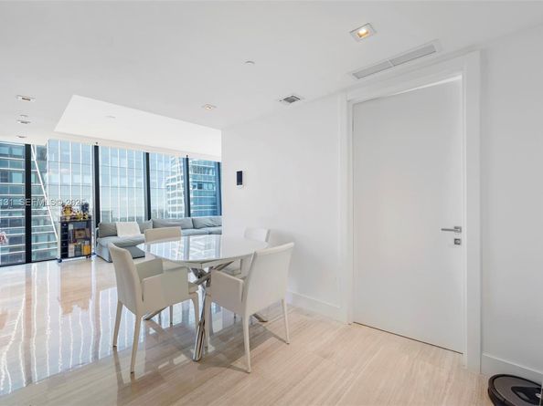 1451 Brickell Ave 1106, Miami FL 33131