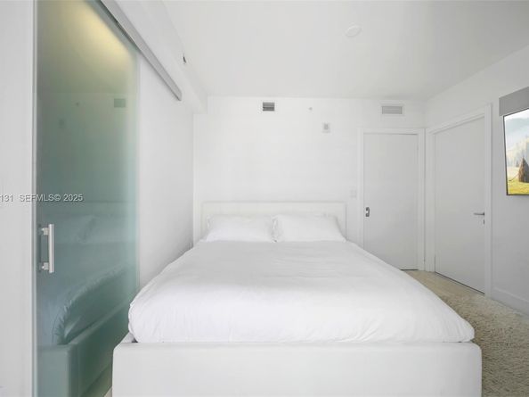 1451 Brickell Ave 1106, Miami FL 33131