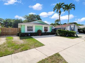 11942 SW 210th St, Miami FL 33177