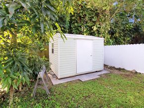 11942 SW 210th St, Miami FL 33177