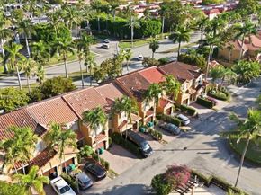 10891 SW 88th Ter, Miami FL 33176