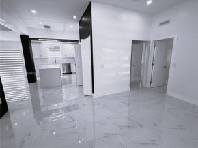 14801 NW 5th Ave, Miami FL 33168