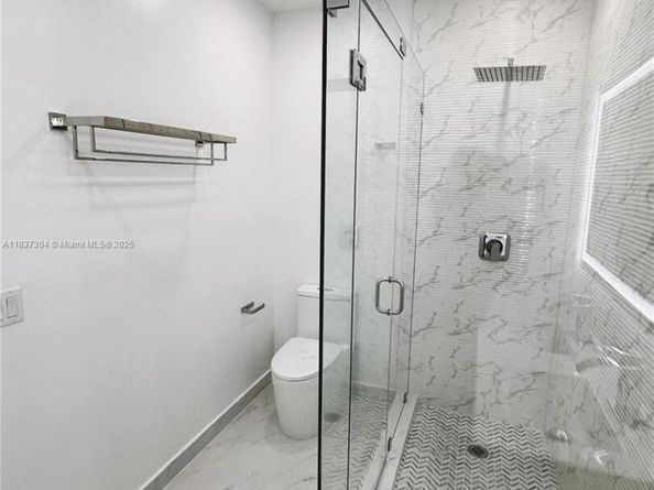 14801 NW 5th Ave, Miami FL 33168