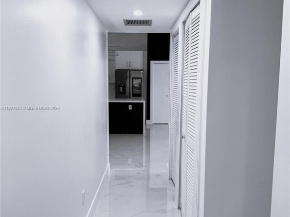 14801 NW 5th Ave, Miami FL 33168