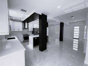 14801 NW 5th Ave, Miami FL 33168