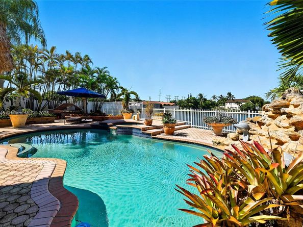 17914 SW 137th Pl, Miami FL 33177