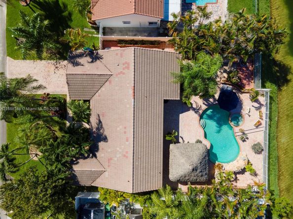 17914 SW 137th Pl, Miami FL 33177