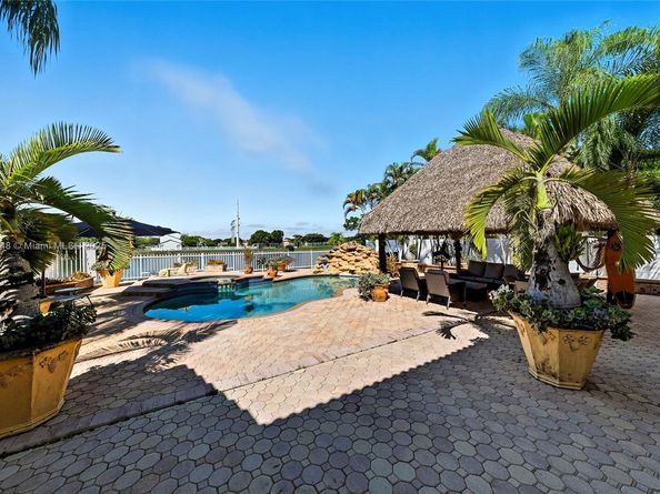 17914 SW 137th Pl, Miami FL 33177