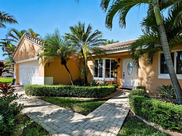 17914 SW 137th Pl, Miami FL 33177