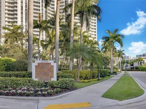 21205 Yacht Club Dr 701, Aventura FL 33180