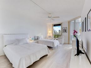 21205 Yacht Club Dr 701, Aventura FL 33180