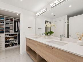 16385 Biscayne Blvd 3001, North Miami Beach FL 33160
