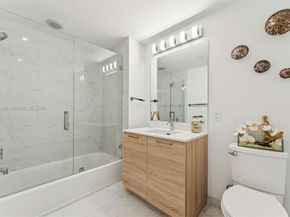 16385 Biscayne Blvd 3001, North Miami Beach FL 33160