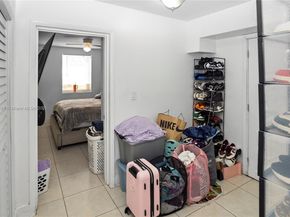 621 Glenn Pkwy, Hollywood FL 33021