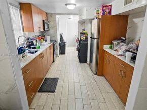 621 Glenn Pkwy, Hollywood FL 33021