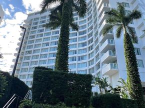 1100 West Ave 910, Miami Beach FL 33139