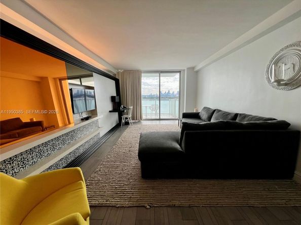 1100 West Ave 910, Miami Beach FL 33139