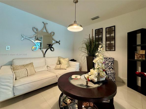 2950 NE 188th St 149, Aventura FL 33180