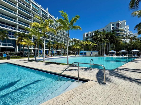 2950 NE 188th St 149, Aventura FL 33180