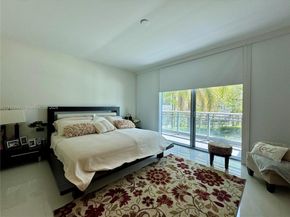 2950 NE 188th St 149, Aventura FL 33180