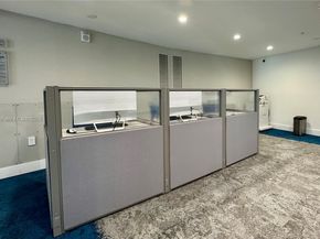 2950 NE 188th St 149, Aventura FL 33180