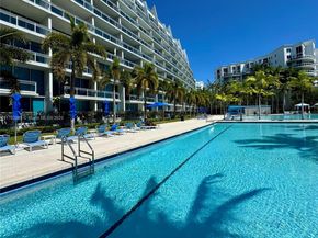 2950 NE 188th St 149, Aventura FL 33180