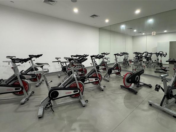 2950 NE 188th St 149, Aventura FL 33180