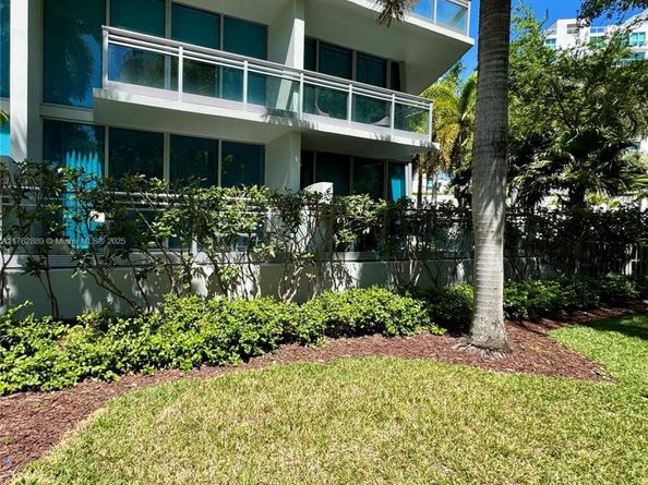 2950 NE 188th St 149, Aventura FL 33180
