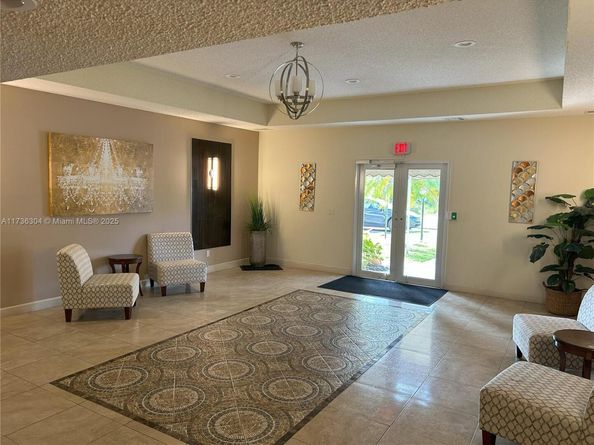 300 Diplomat pkwy 310, Hallandale Beach FL 33009
