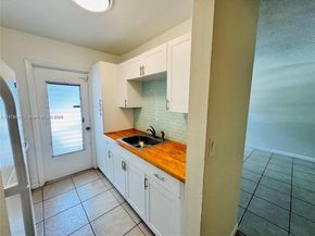 1830 Cleveland St 2, Hollywood FL 33020