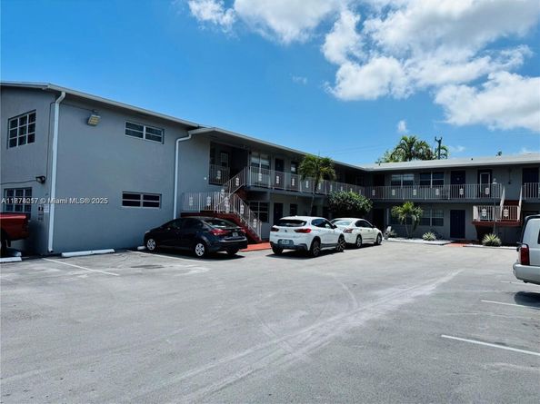 1830 Cleveland St 2, Hollywood FL 33020