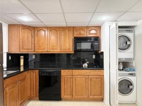 1925 Brickell Ave 1403, Miami FL 33129