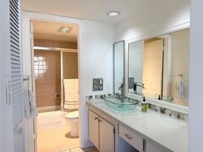 1925 Brickell Ave 1403, Miami FL 33129