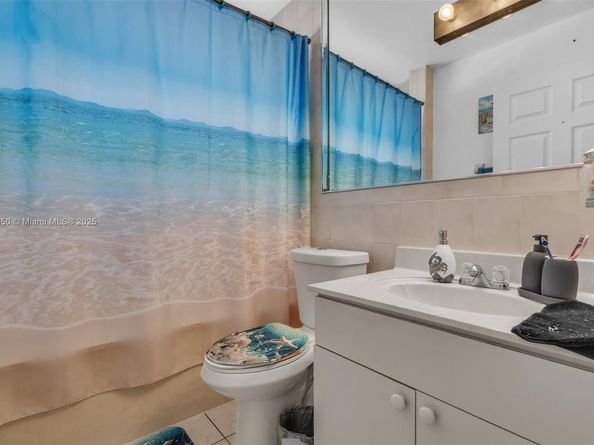 4776 E 10th Ave, Hialeah FL 33013