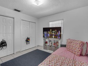 4776 E 10th Ave, Hialeah FL 33013