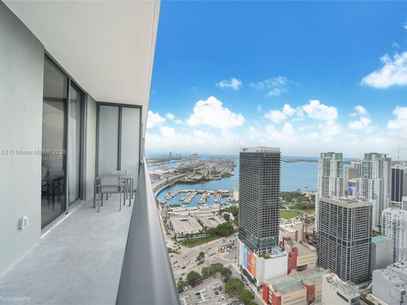 159 NE 6 St PH 5008, Miami FL 33132