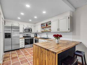 6421 SW 116th Ct A, Miami FL 33173