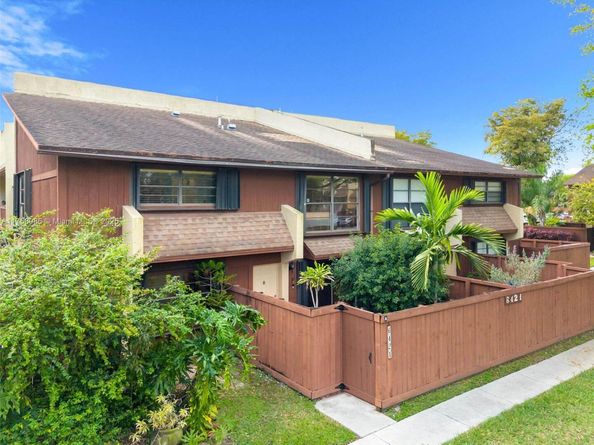 6421 SW 116th Ct A, Miami FL 33173