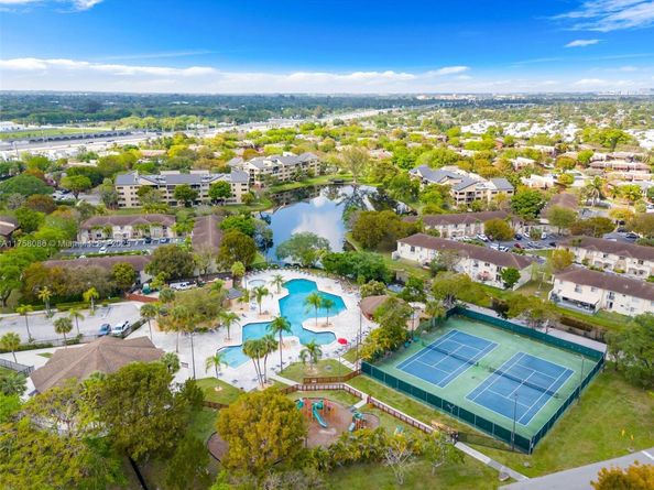 6421 SW 116th Ct A, Miami FL 33173