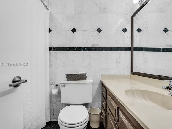 6421 SW 116th Ct A, Miami FL 33173